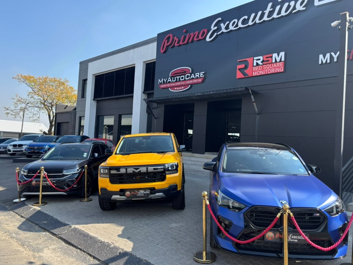 Primo Executive Cars - Exotics showroom